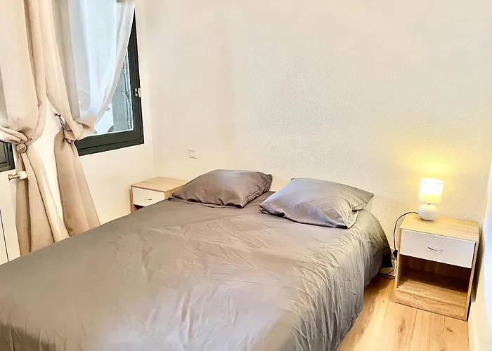 Appartement Du Bassin - Central Avec Garage Prive